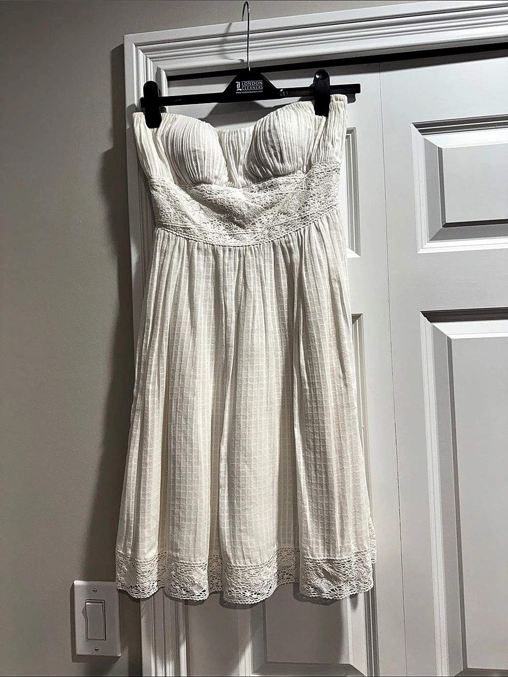 White House Black Market Cotton Maxi Dress in White Size 2 Like New
